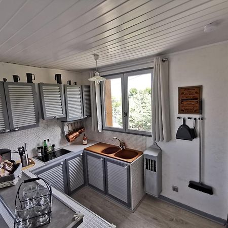 Guest House Provencal Vitrolles  Room photo